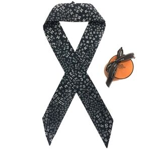 Hermès Monogram Black and White Twilly